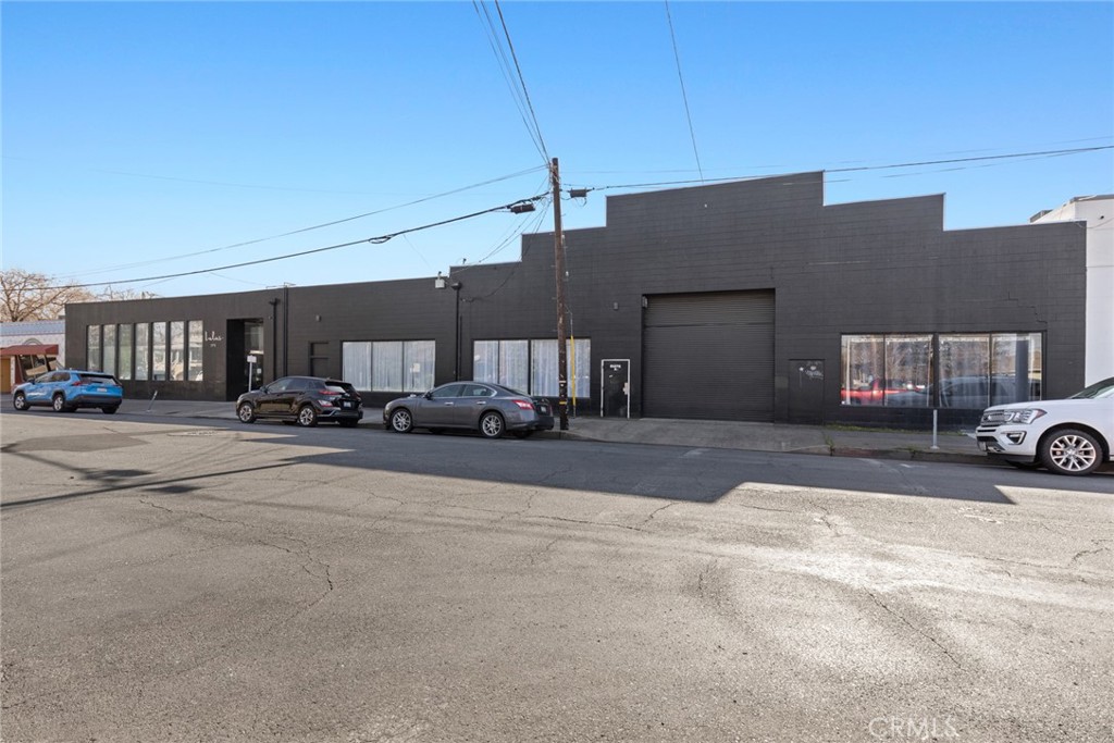 195 Humboldt Road Unit a — photo
