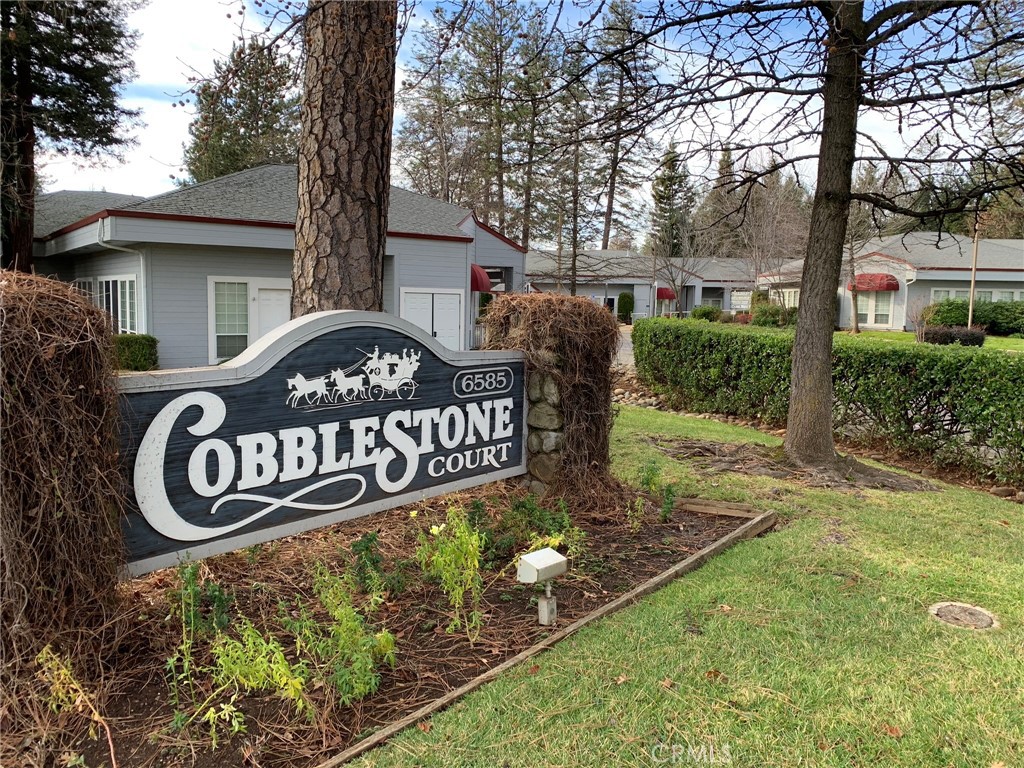 6585 Clark Road 100 — photo