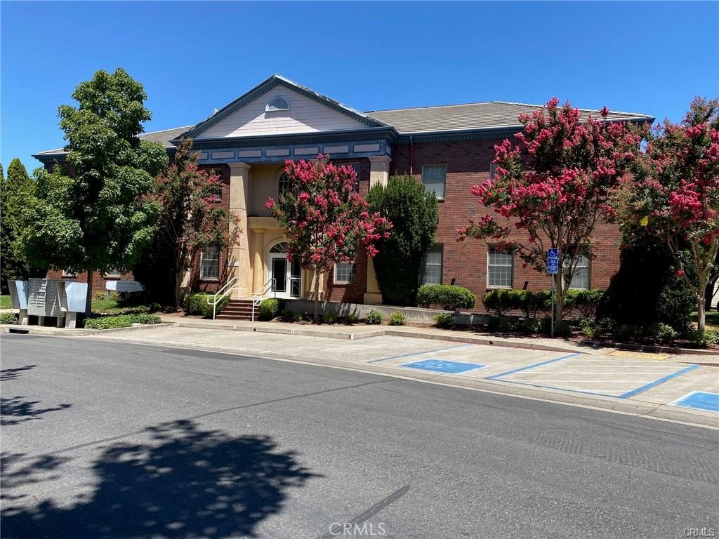 80 Independence Circle Unit 200 — photo