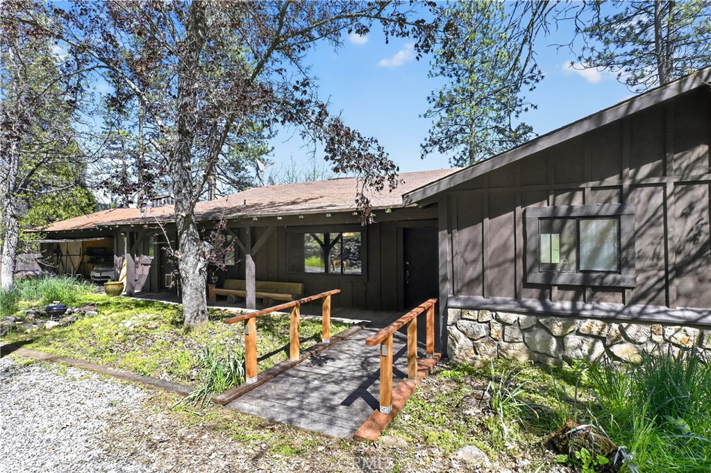 15640 Quartz Valley Drive — photo