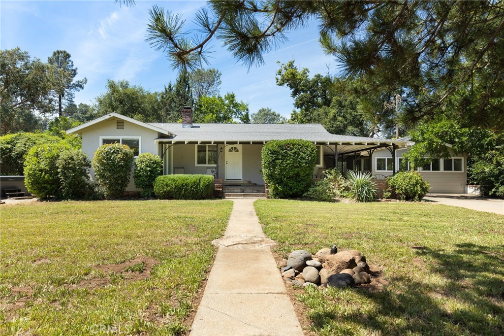 3306 Keefer — photo
