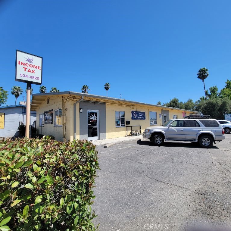 675 Oro Dam E B — photo