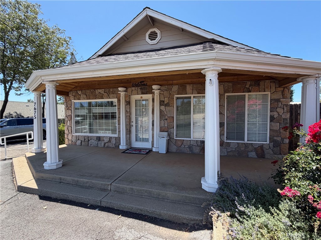 7675 Skyway — photo