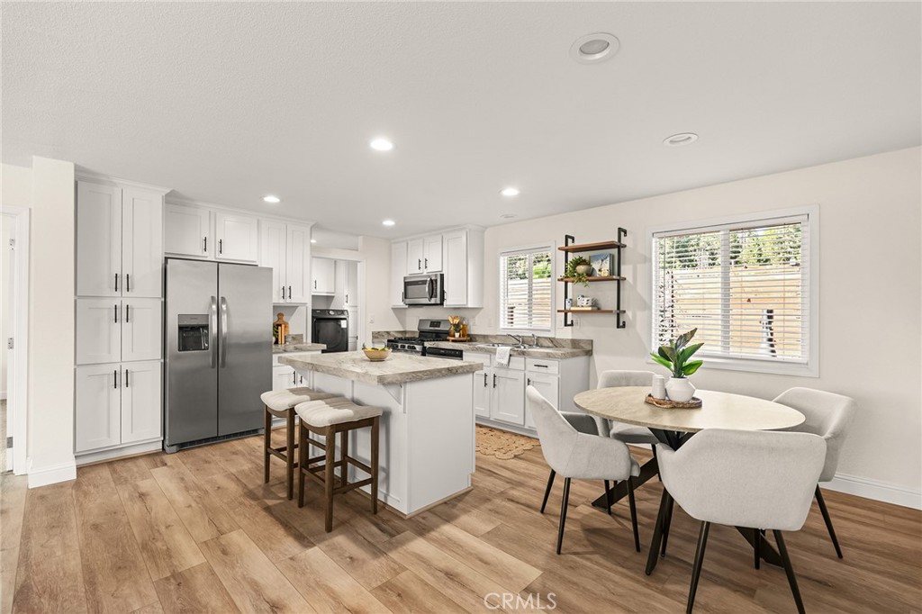 6309 Chatham Court — photo