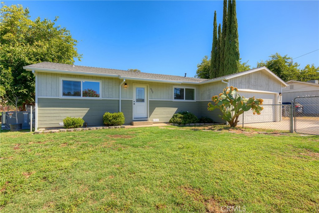 652 Plumas — photo