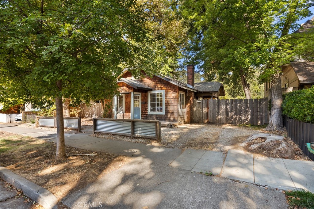 1162 E 7th Street, Chico, CA 95928