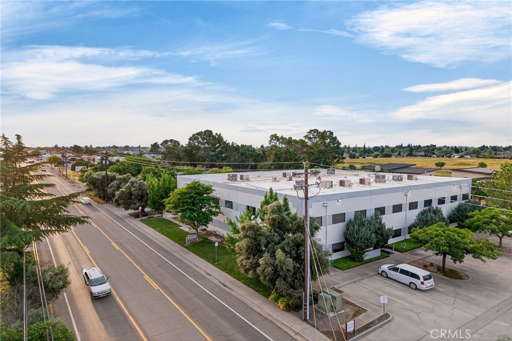 604 E Walker, Orland, CA 95963 — photo 2