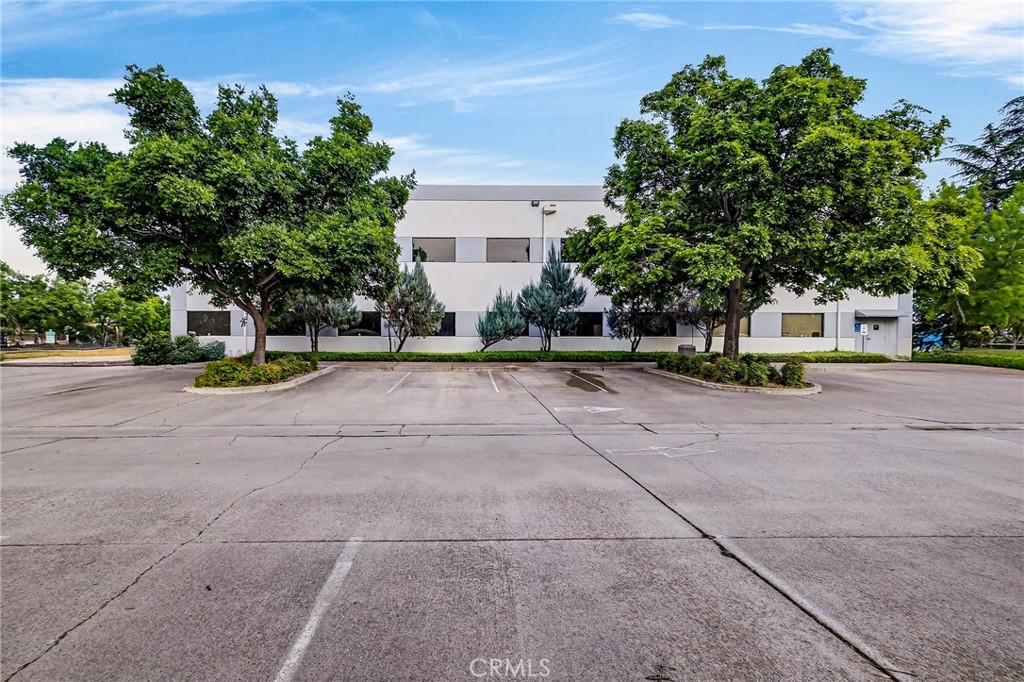 604 E Walker, Orland, CA 95963 — photo 3