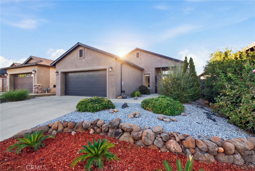 2883 Beachcomber Cove, Chico, CA 95973