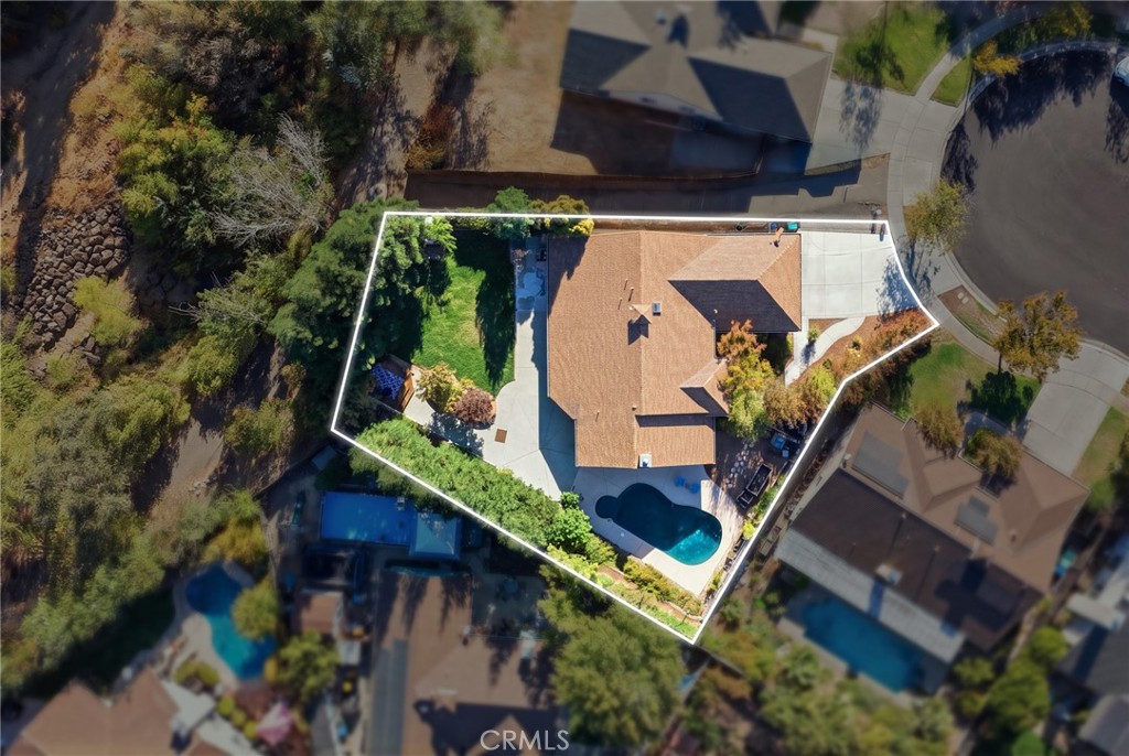 8 Shearwater Court — photo