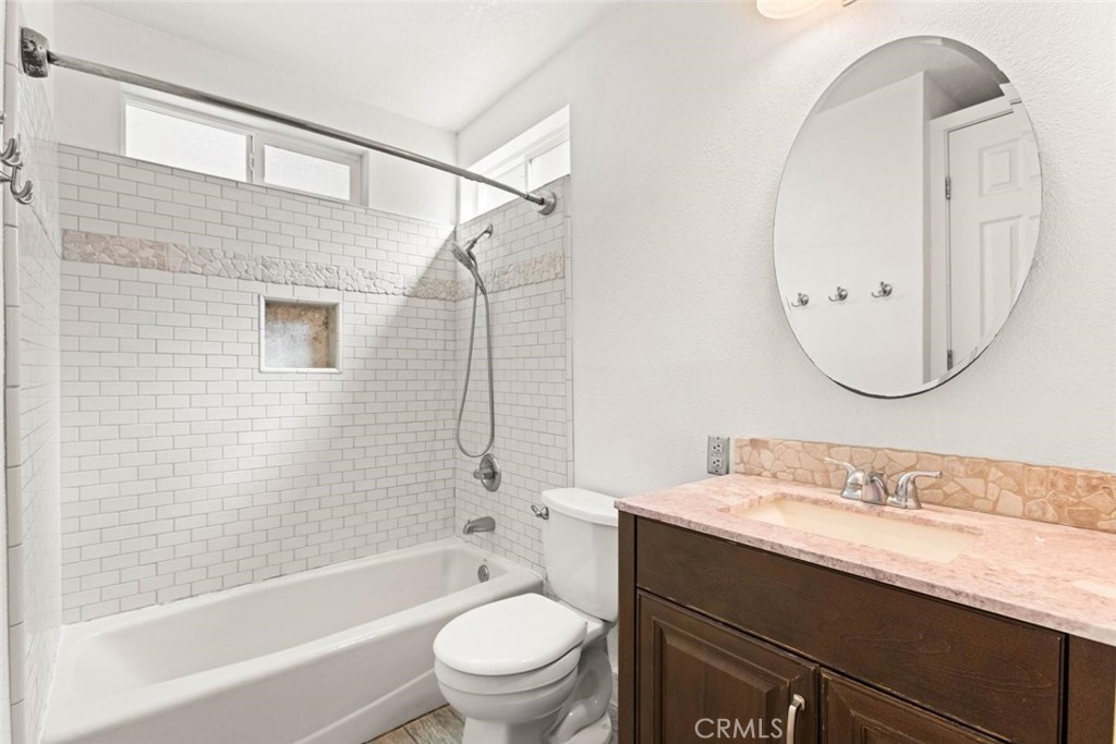 951 Walnut, Chico, CA 95928 — photo 3