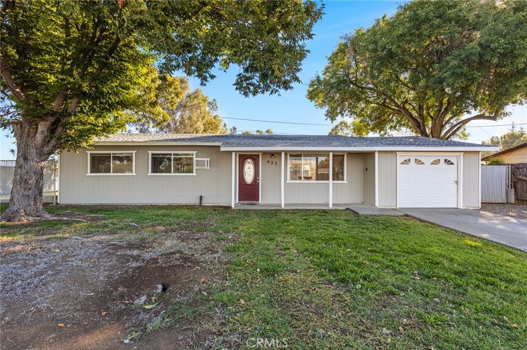 627 El Paso — photo