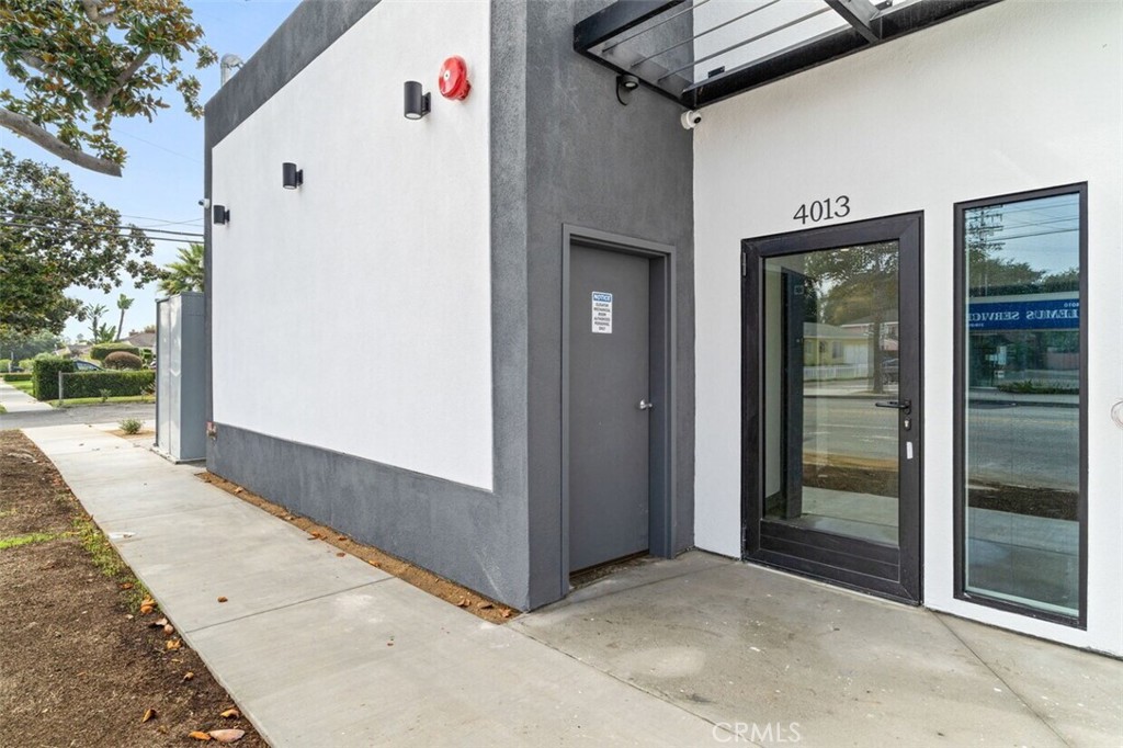 4013 Sawtelle Boulevard — photo