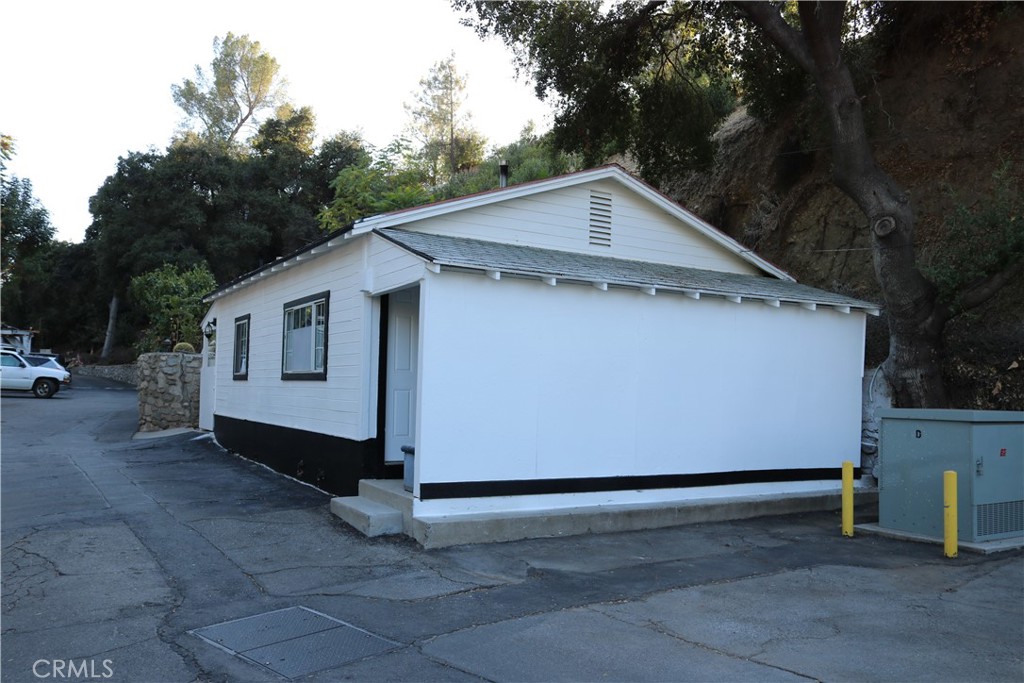 10799 Sherman Grove Avenue — photo