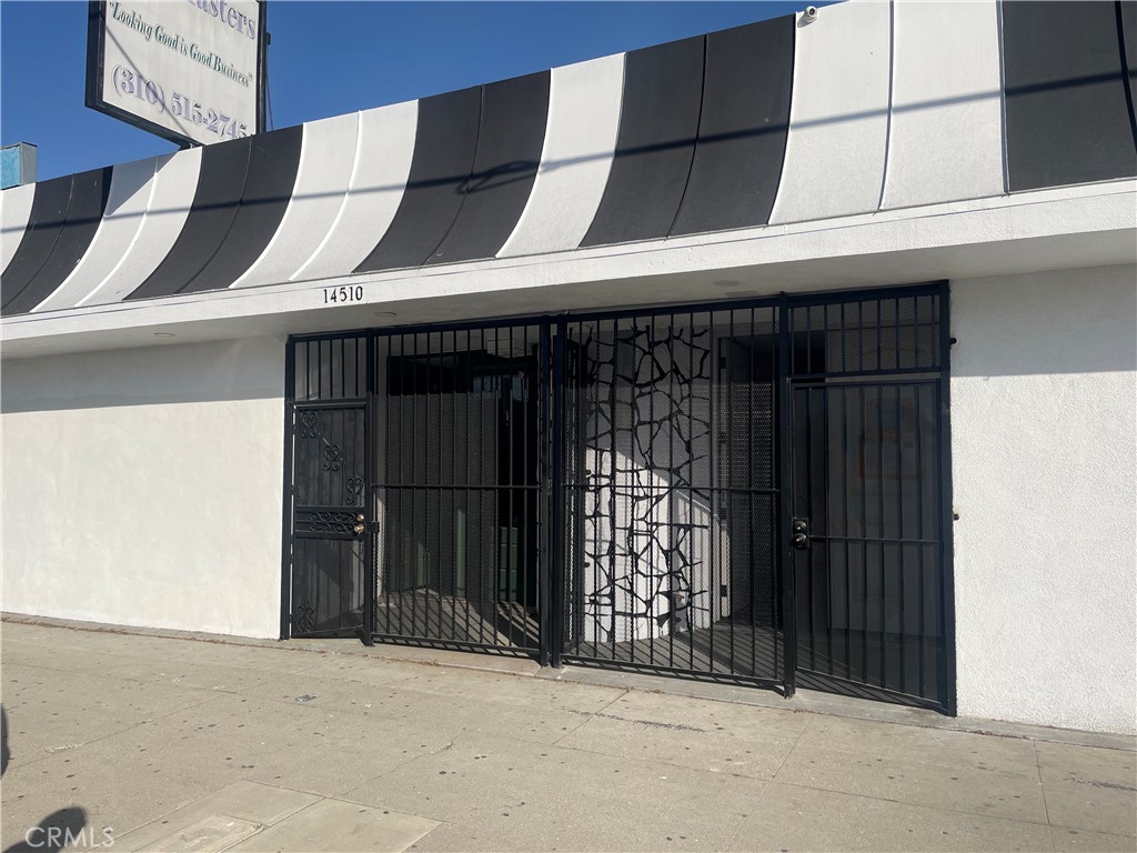 14510 Crenshaw Boulevard — photo