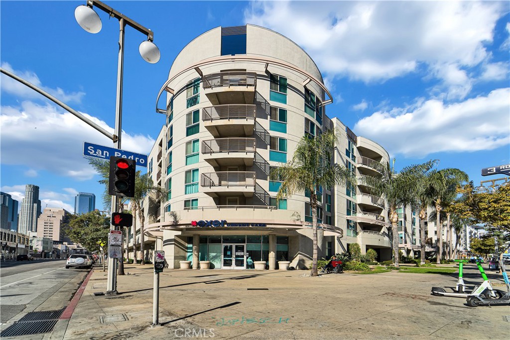 267 S San Pedro 218 — photo