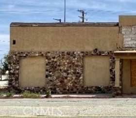 15952 Sierra Highway — photo