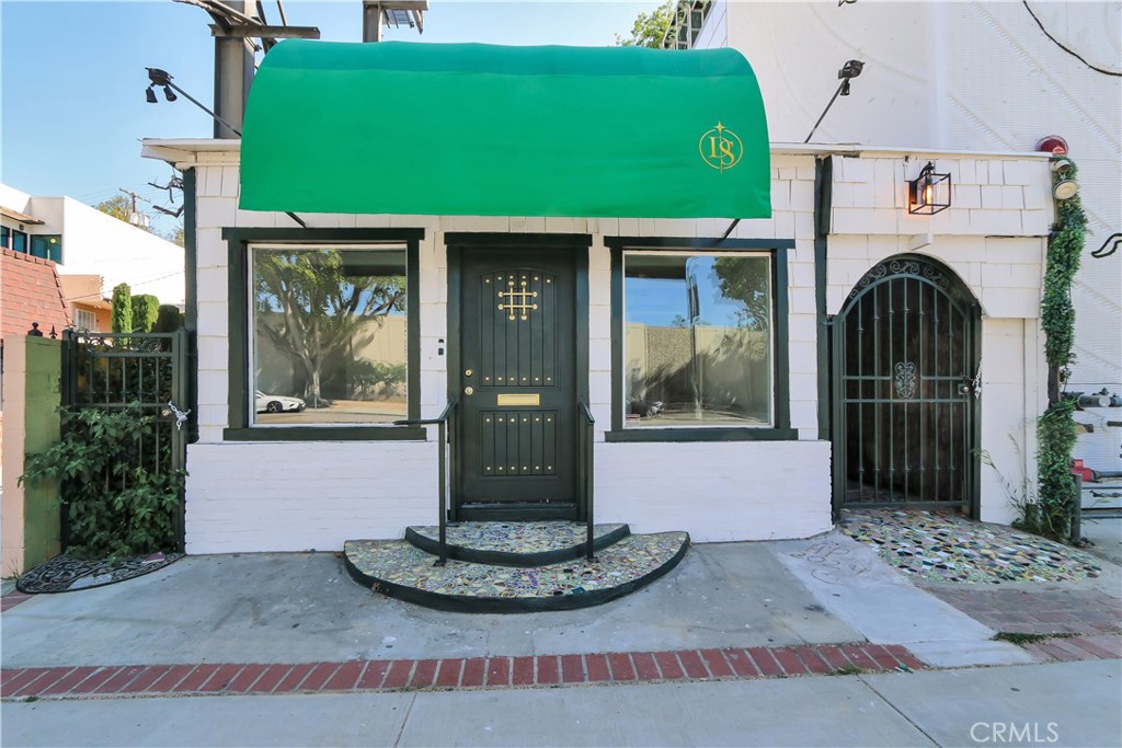 11144 Ventura Boulevard — photo