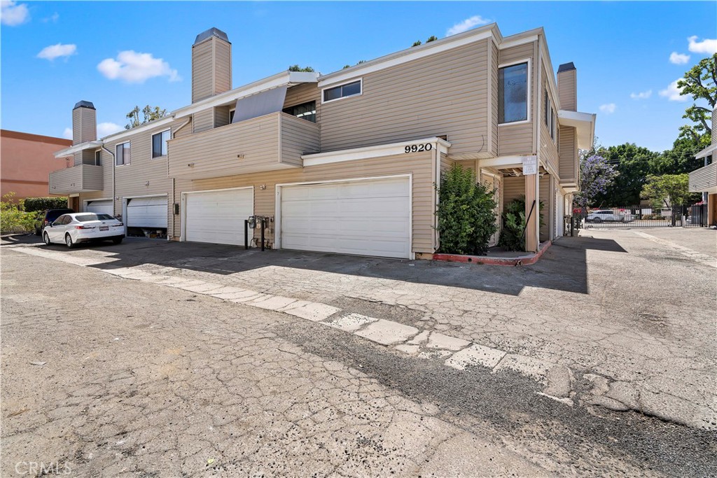 9920 Sepulveda 7 — photo