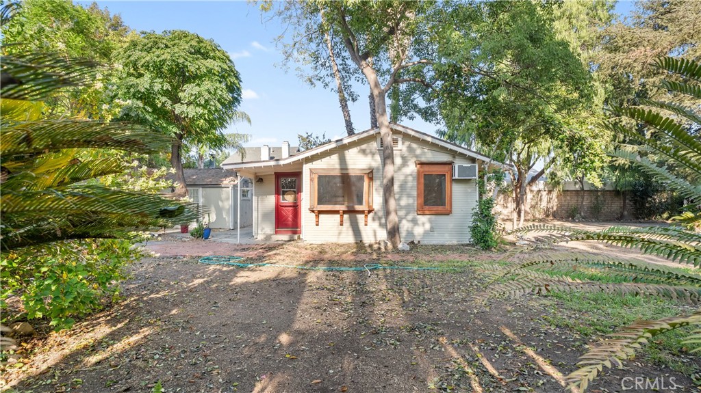 18552 Erwin — photo
