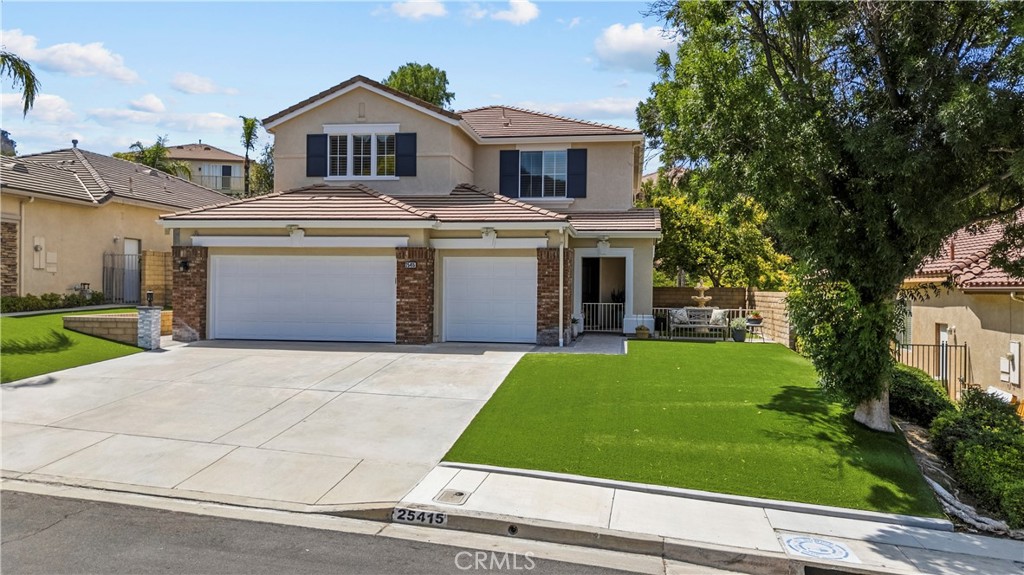 25415 Thoreau Way — photo