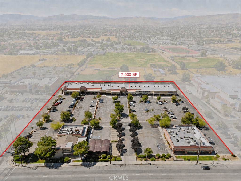 2140 E Palmdale Boulevard M — photo