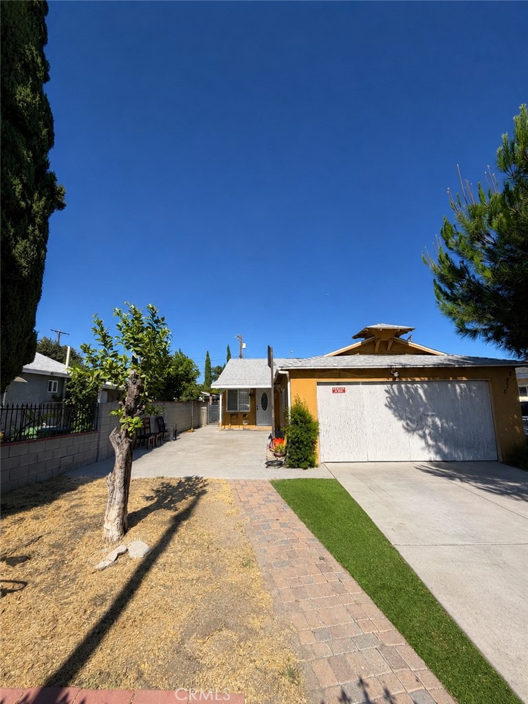 7836 Irvine — photo