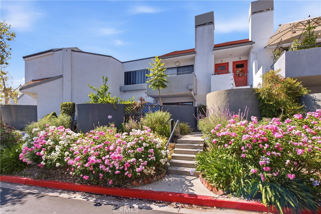 1175 Tivoli 73 — photo