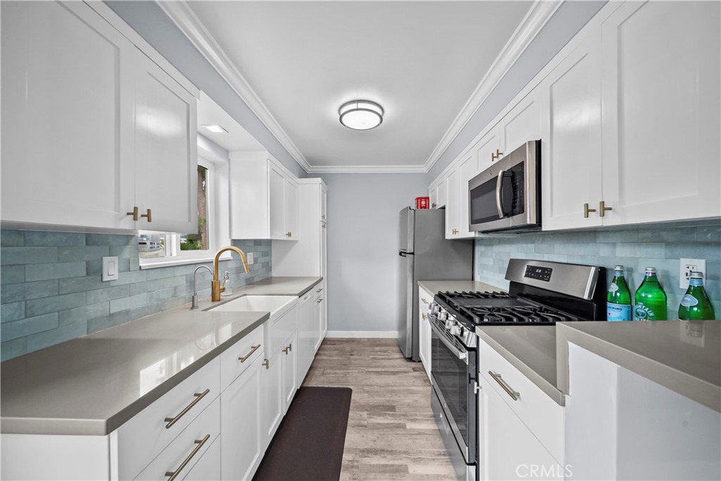 11138 Aqua Vista Street 52 — photo