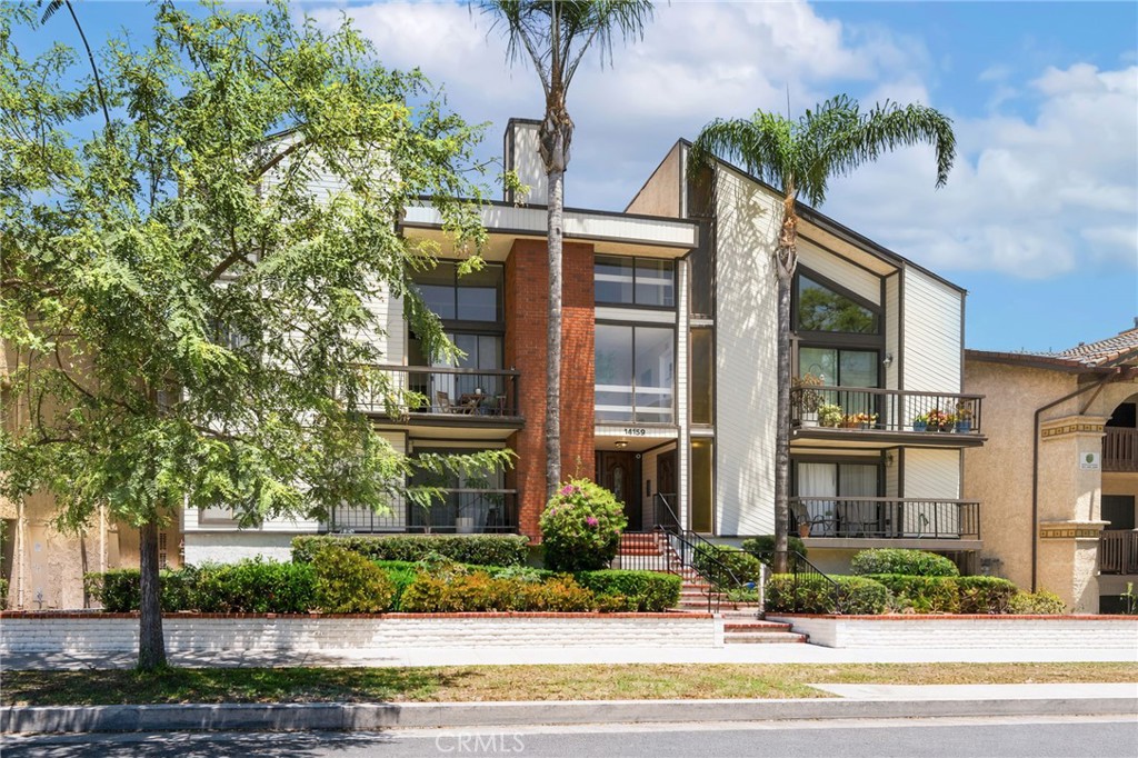 14159 Riverside Drive 103 — photo