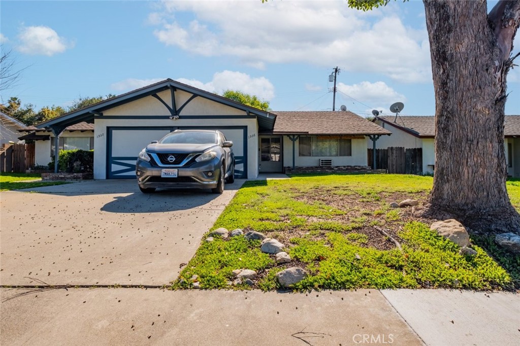 1936 Royalty Drive — photo