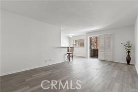 5349 Newcastle Avenue 18 — photo
