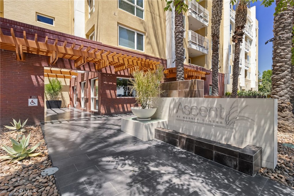 21301 Erwin Street 511 — photo