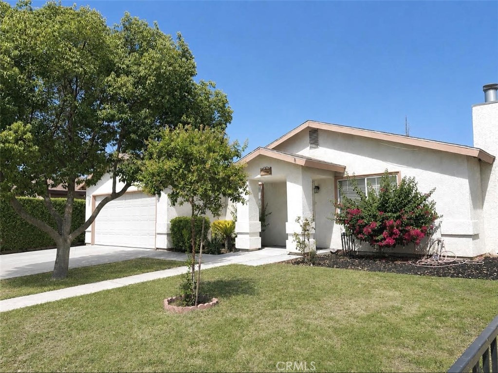 1850 Pepper Tree Close, Wasco, CA 93280 — photo 2