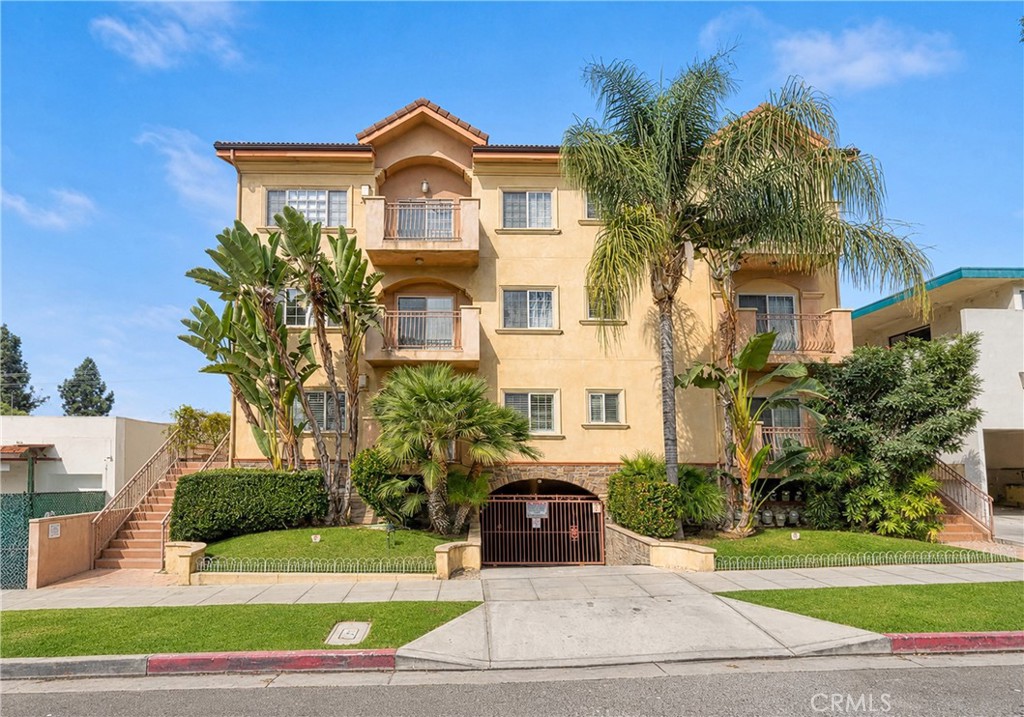 421 E Santa Anita 301 — photo
