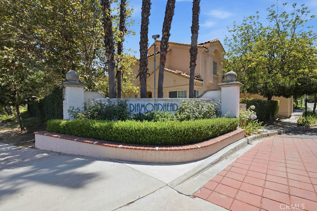 25114 Steinbeck Avenue B — photo