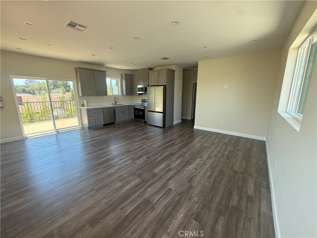 15362 1/2 Valerio Street 1/2 — photo