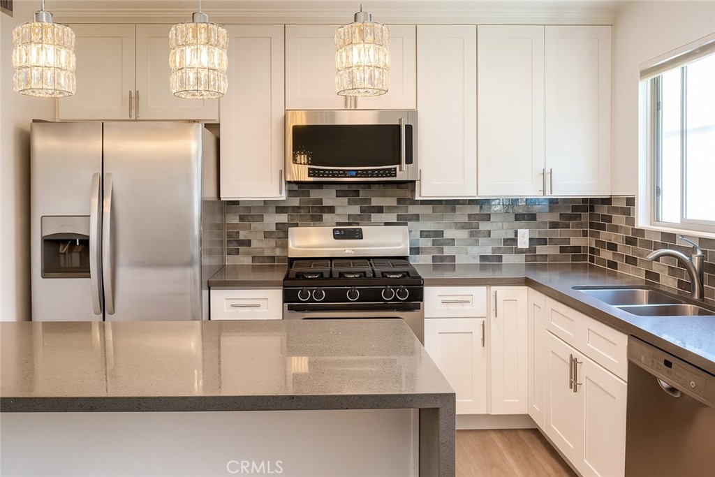 6301 Coldwater Canyon 22 — photo
