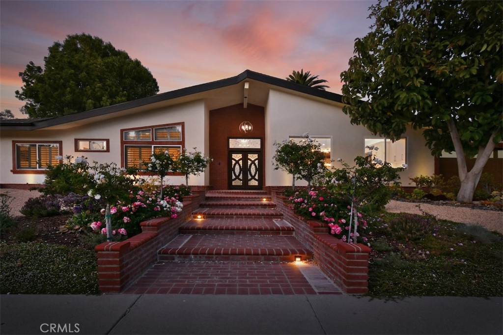 5124 Boda Place — photo