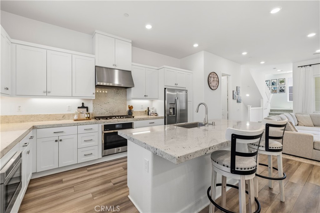 27420 Horizon View — photo