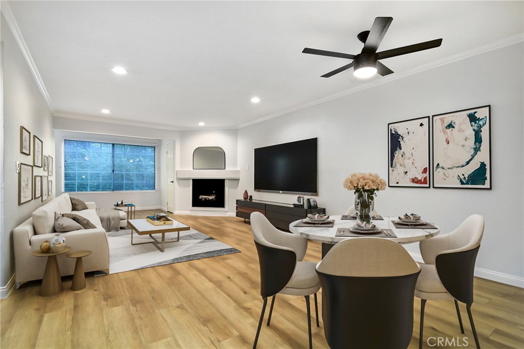 5515 Canoga Avenue 219 — photo