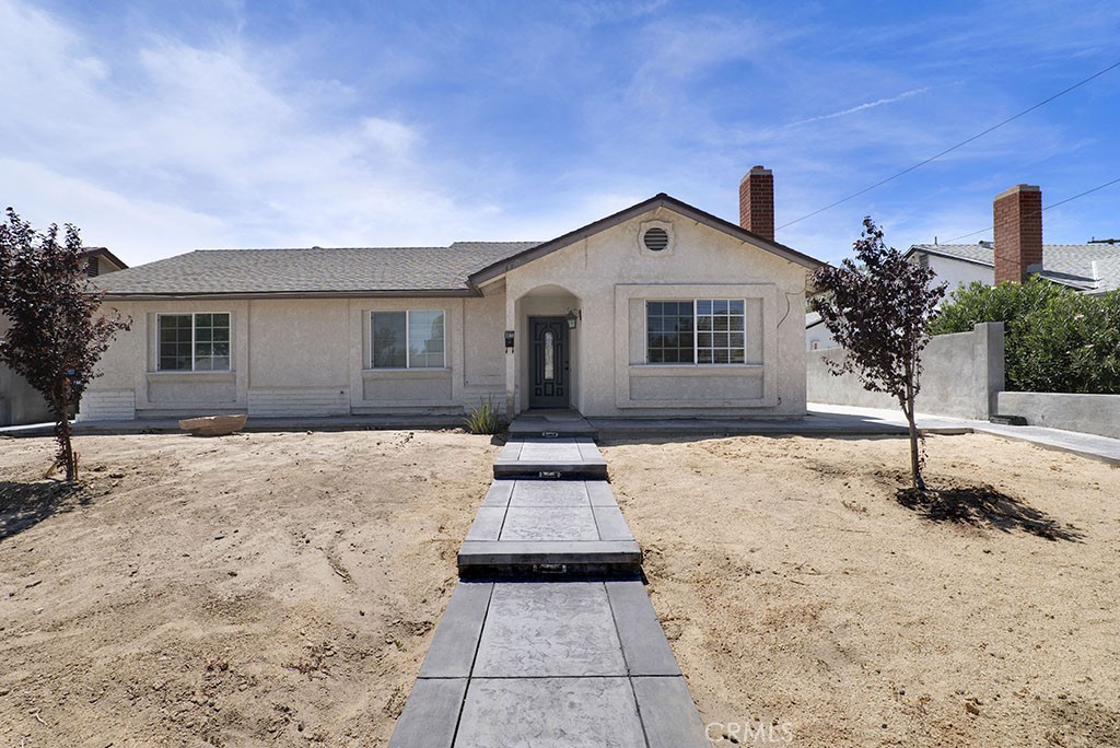 1108 E Lancaster, Lancaster, CA 93535 — photo 2