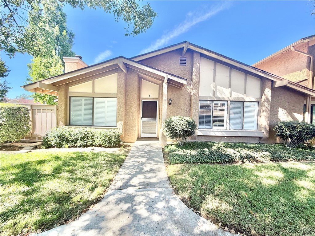 4430 Lubbock Drive Unit D — photo