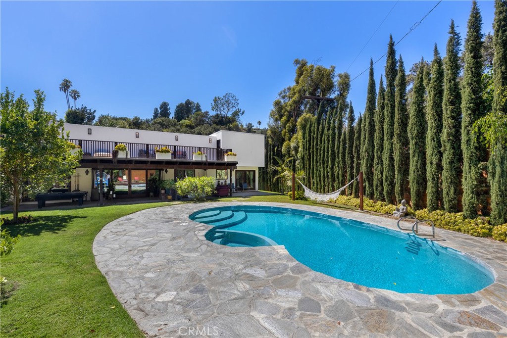 3092 Laurel Canyon Boulevard — photo