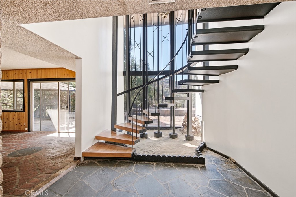 2125 Eastedge, Glendale, CA 91206 — photo 3