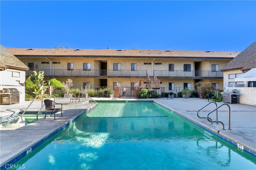 7632 Topanga Canyon 110 — photo