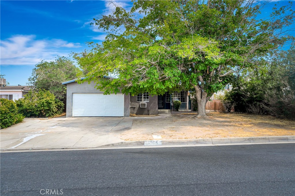 44258 Foxton, Lancaster, CA 93535 — photo 2