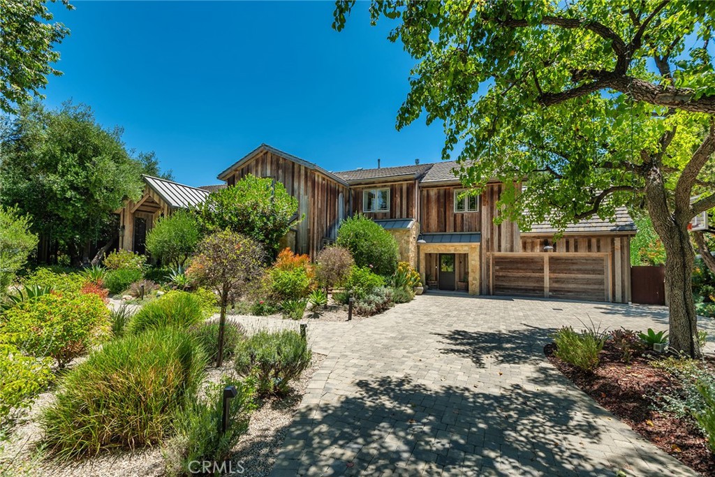 5207 Saddle Creek Road — photo