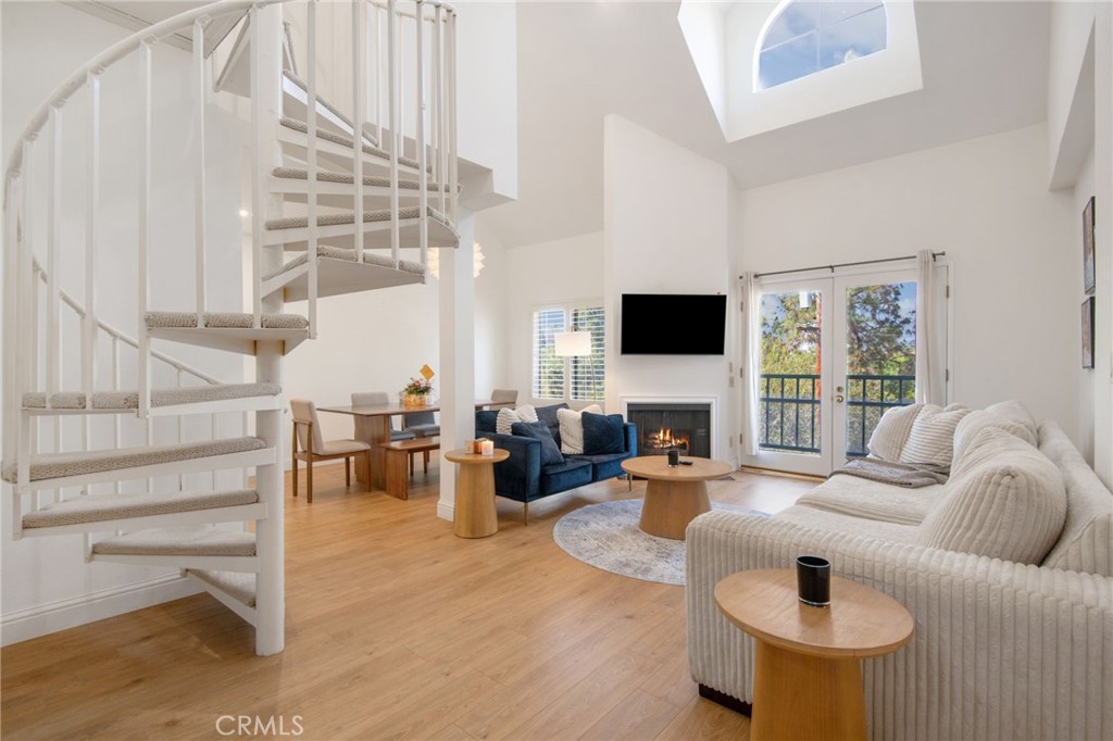 13220 Valleyheart Drive 305 — photo