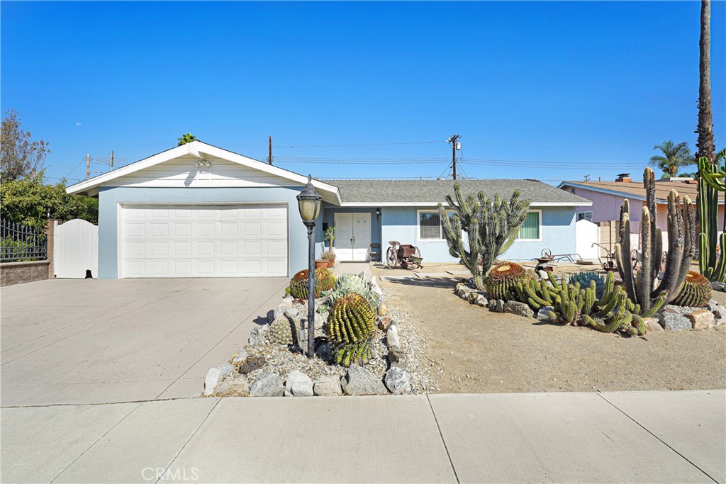 12319 Thelma Street — photo